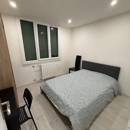 Lejlighed T4 Avec Parking Privee Et Balcon ! Nîmes